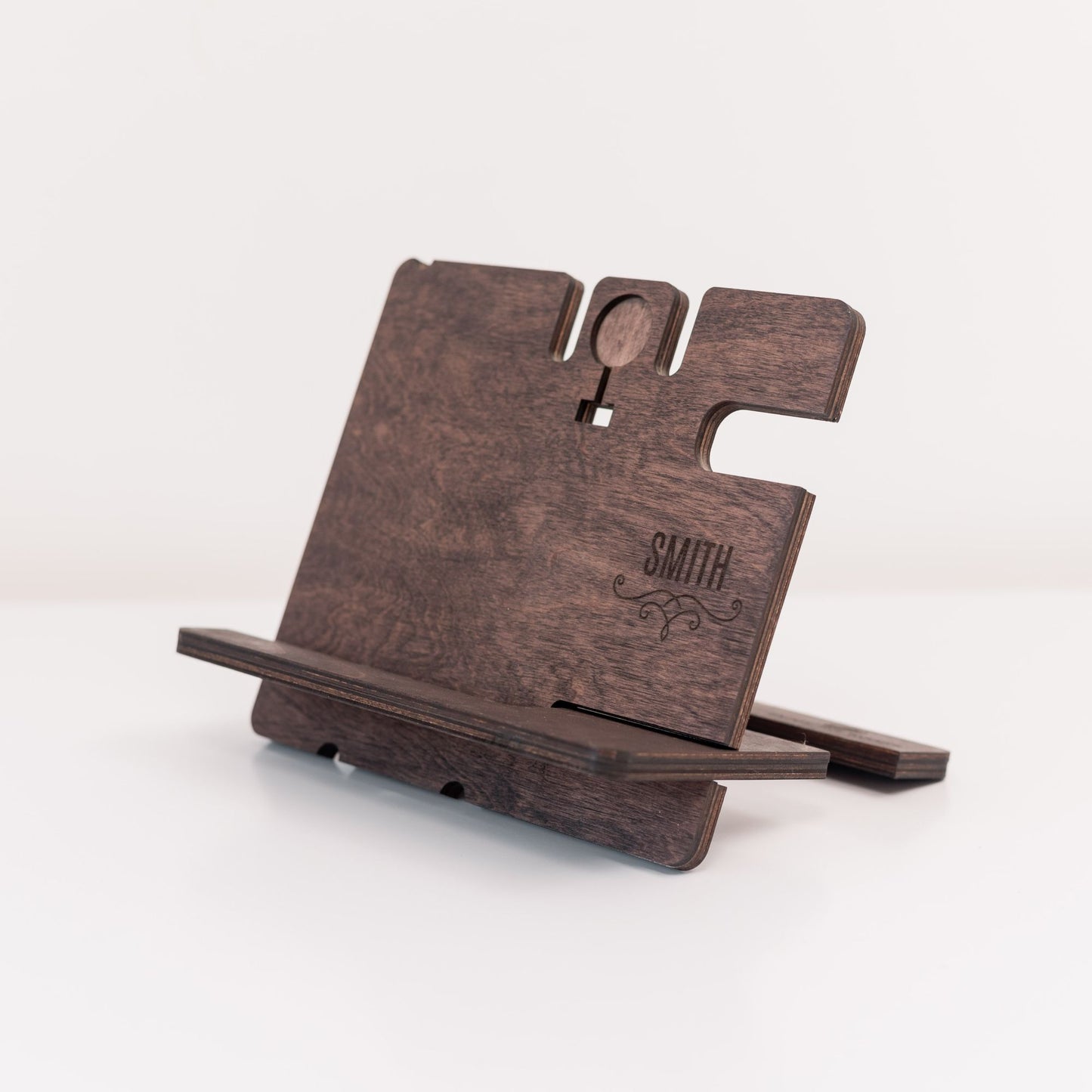 Wooden Docking Station – Personalized Gift for Him