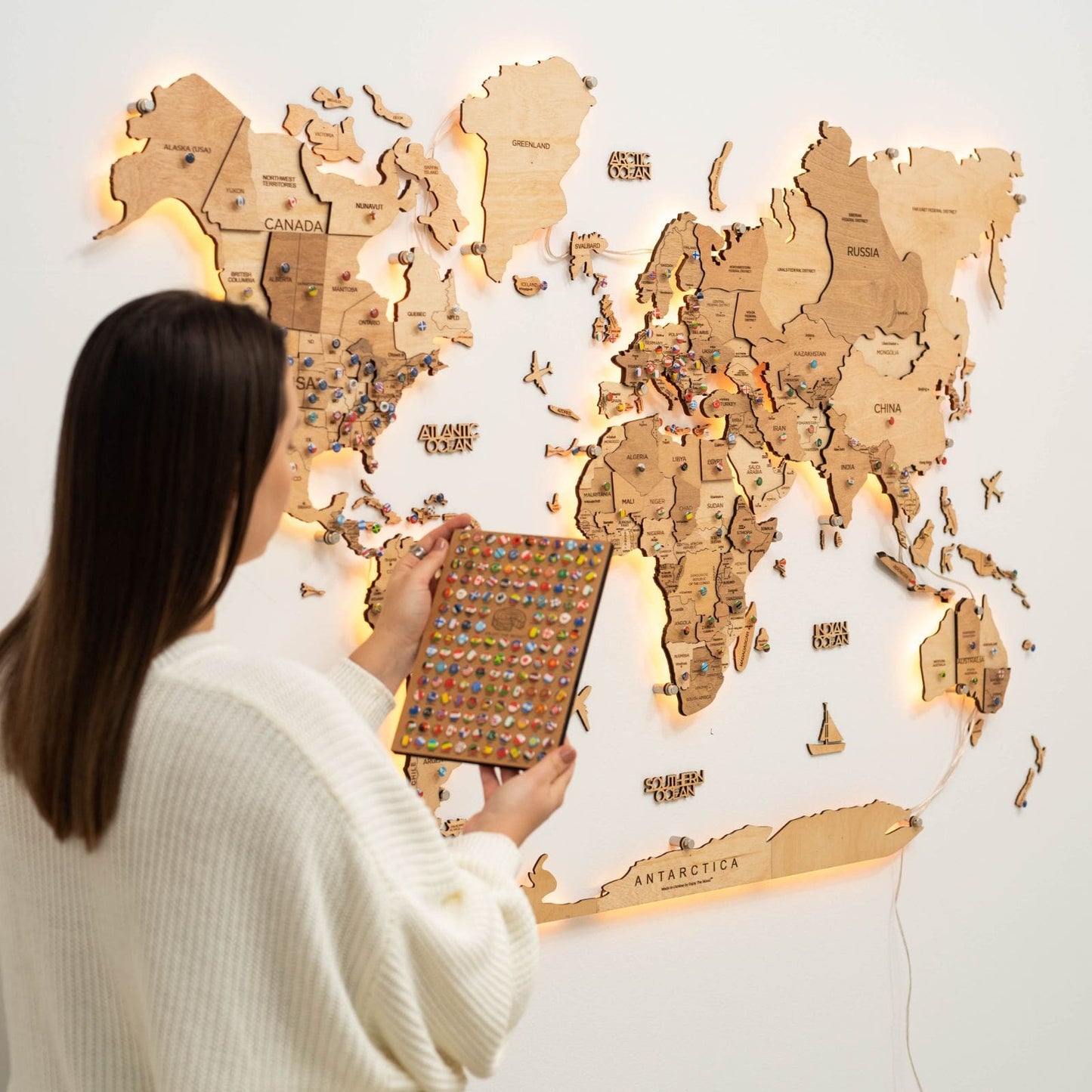 3D LED Wooden World Map 3.0 Gold