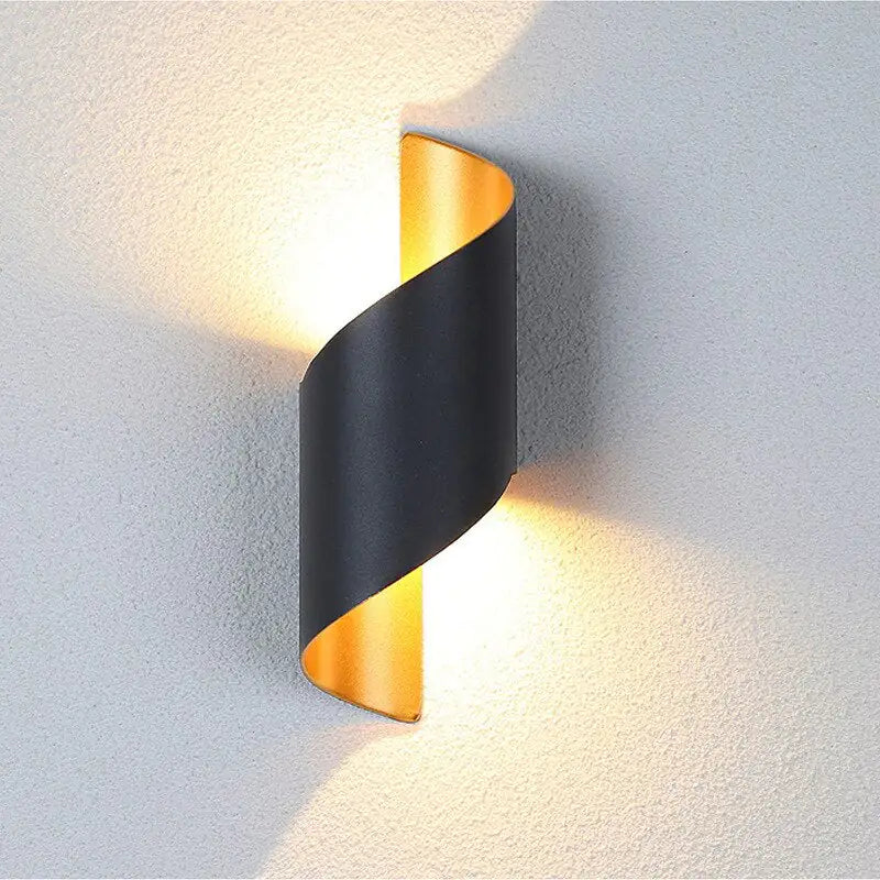 Pznfoei7ZNdc1gB.webp