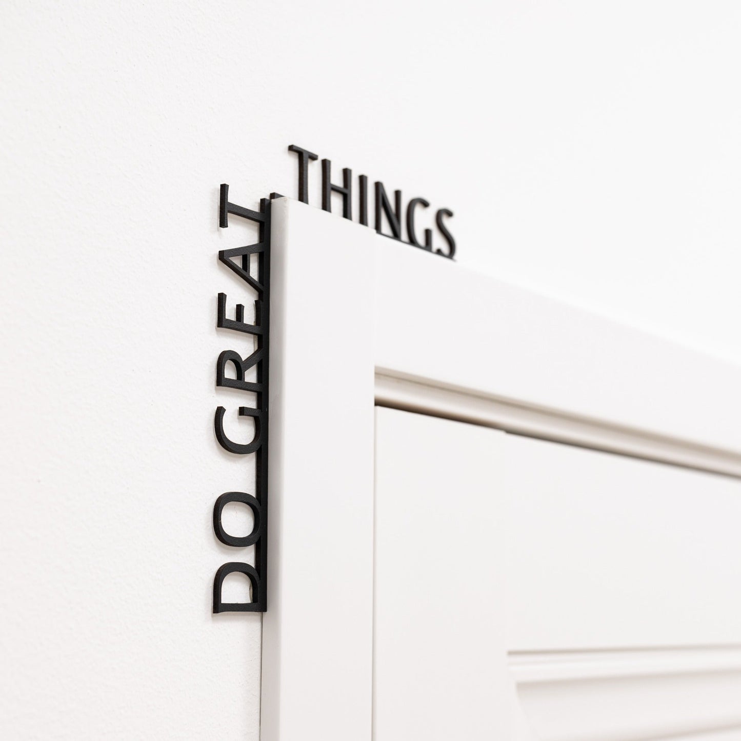 Wooden Corner Quote – Do Great Things