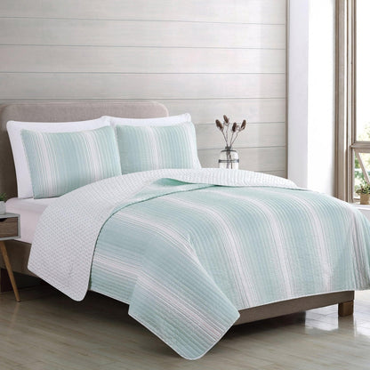 Everette Collection Ombre Striped Quilt Set